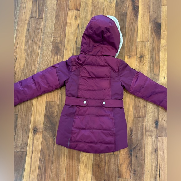 Obermeyer snow/ ski jacket with fur lined hood - Picture 2 of 6